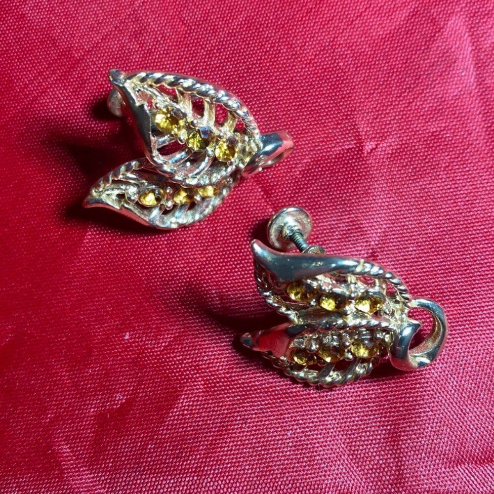 Screw Clip-On Earrings - Leaves with Orange Stones